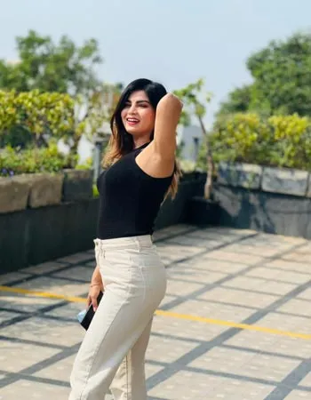 Divya - Call Girl Service in Goa Exotic Call Girl Service in Goa